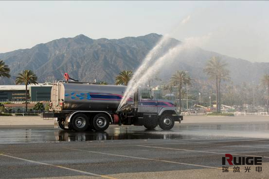 瑞鸽在好莱坞当制片人，箱载监视器广告拍摄花絮之三
