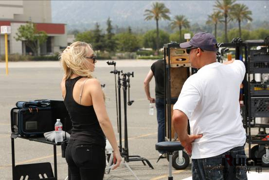 瑞鸽在好莱坞当制片人，箱载监视器广告拍摄花絮之三